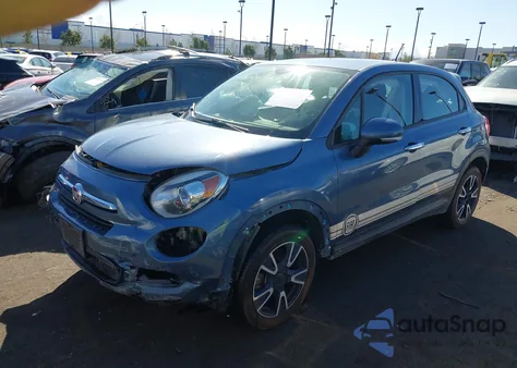 2017 Fiat 500X Pop Fwd z USA, uszkodzony, nr VIN ZFBCFXAB2HP606538